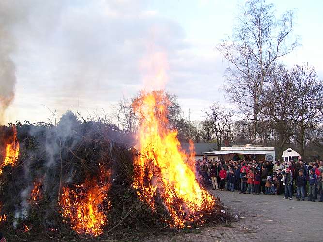 Osterfeuer Ratswiese