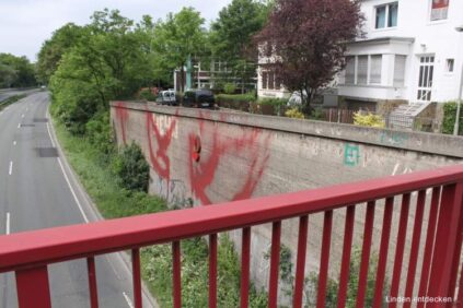 Brücke über den Westschnellweg am Lindener Berg