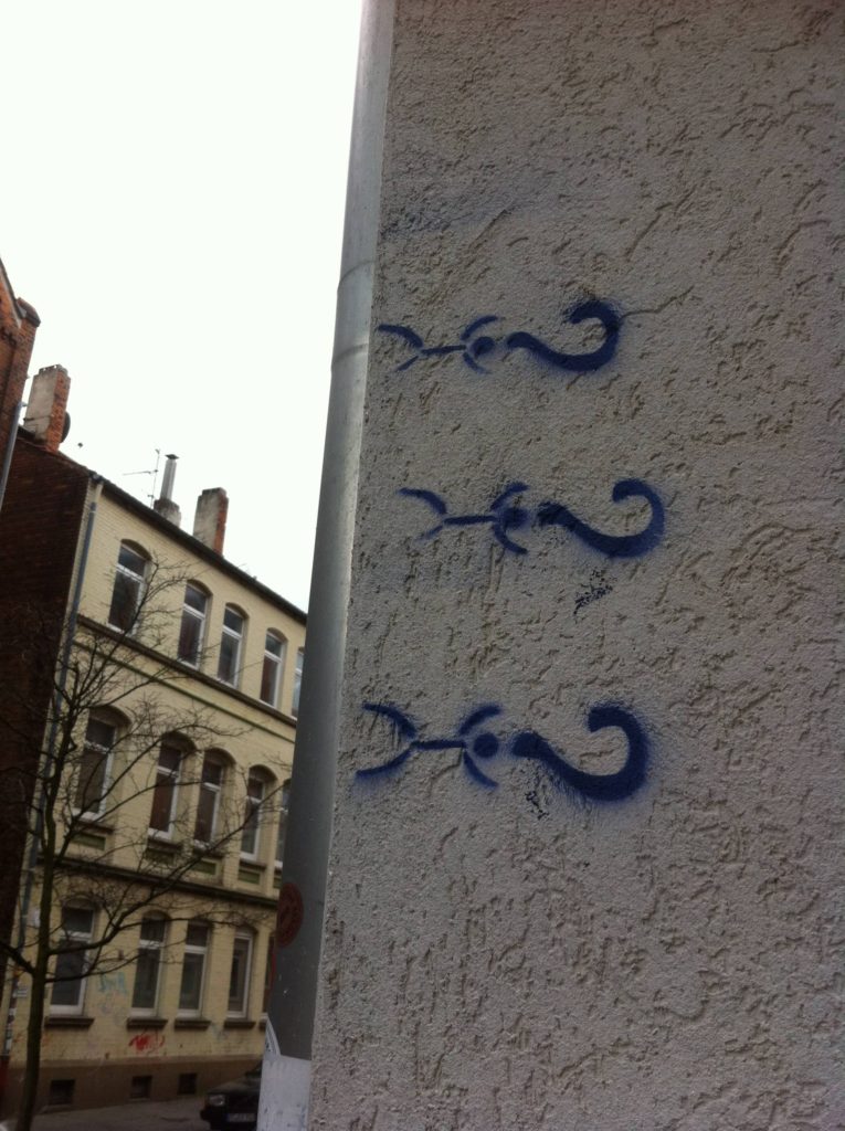 Drei ???