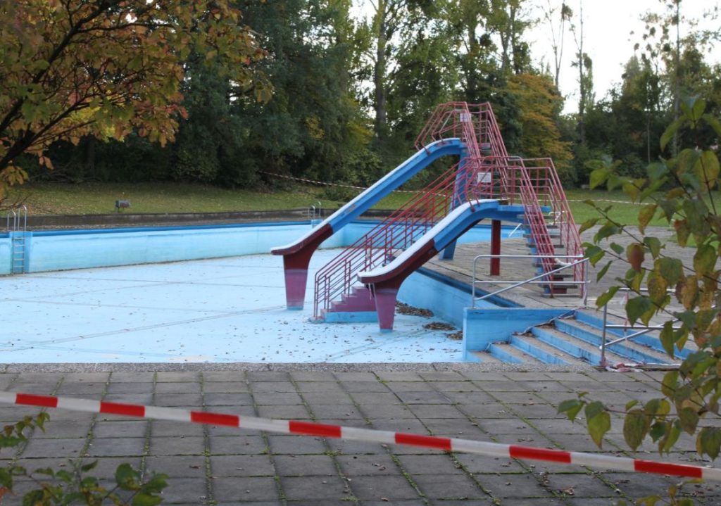 Schlechtes Freibad