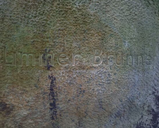 Steinblock Limmerbrunnen Karl-Laue-Weg