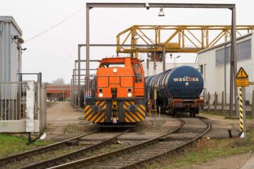 Hafenbahn im Tanklager