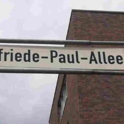 Elfriede-Paul-Allee