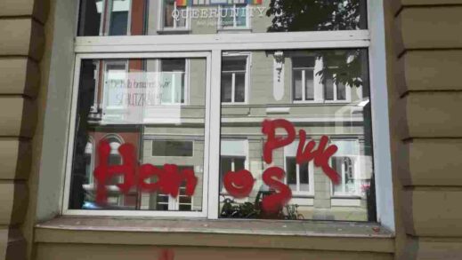 Queerfeindliche Parolen