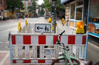 Fußgänger sollen auf Straße ausweichen