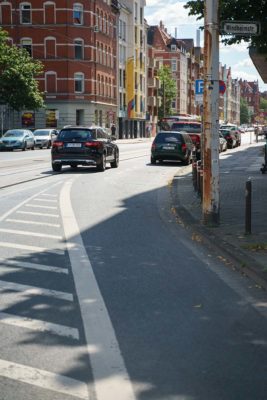 Einfädelung Radweg Limmerstraße.
