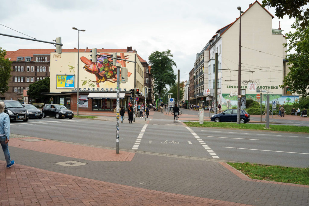Blick über die Fössestraße in Richtung Limmerstraße