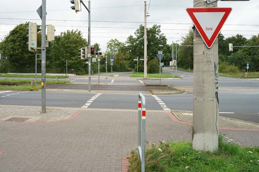 Ampelüberweg Limmerstraße Westschnellweg