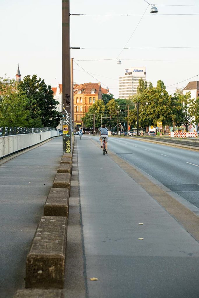 Radweg Spinnereistraße auf Linden-Nord-Seite