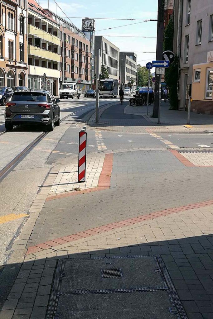 Kesselstraße wird oft als Geradeaus-Verlauf wahrgenommen