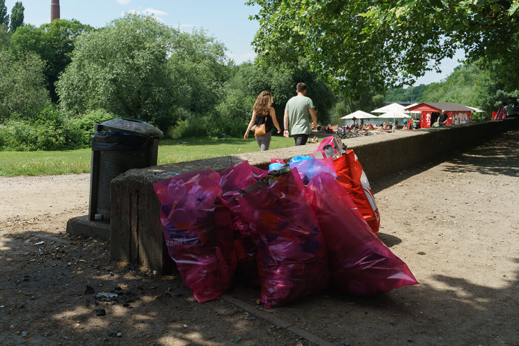 Müll am Strandleben