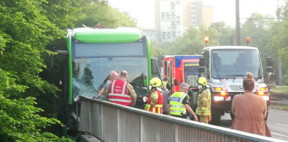 Stadionbrücke Busunfall