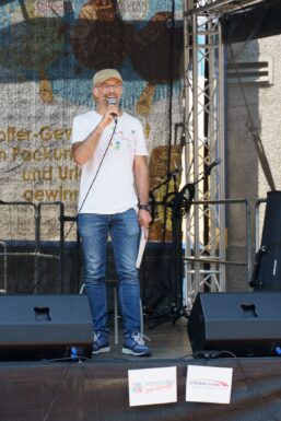 Lust auf Linden-Süd 2023 Bühne Moderator