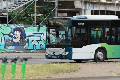 Üstra Bus 170 Wasserstadt-Kuechengarten