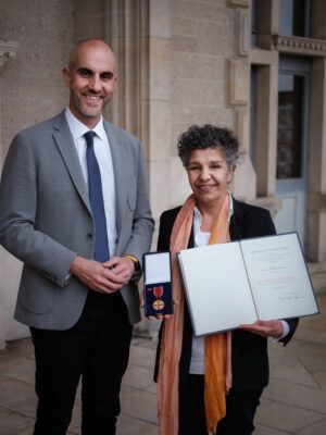 Ferdos Eslami-Mirabadi erhielt Bundesverdienstkreuz
