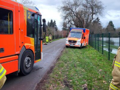 Feuerwehr rettet Rettungswagen
