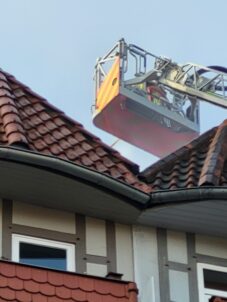 Feuerwehreinsatz Pfarrlandplatz Dach
