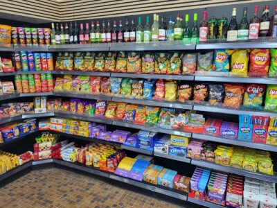 Snacks im Street Life Kiosk Limmerstraße