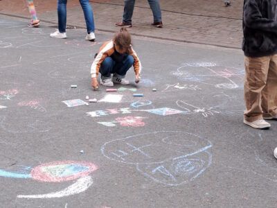 Das Blaue Wunder 2024 Kinder-Kreidemalaktion