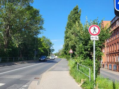 Kanalbrücke Sperre für Fußgänger