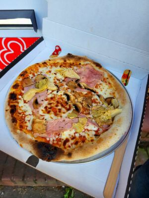 Pizza Capricciosa