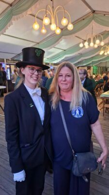 v.l. Julia Schlawin, Bruchmeister und Susanne Böhmer, Lindener Butjer