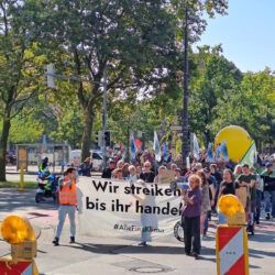 Start des Demonstrationszuges vom Küchengarten 2024