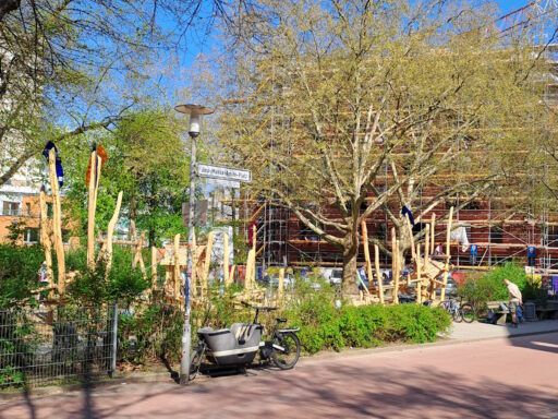 Neuer Spielplatz Amini-Platz