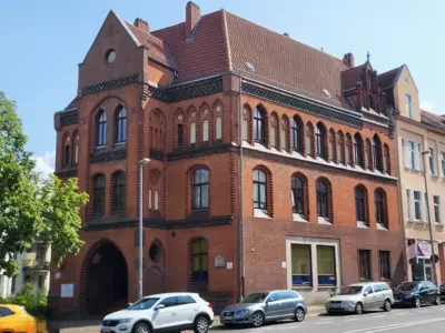 Altes Lindener Rathaus, Ansicht Deisterstraße