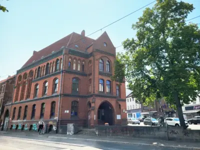 Altes Lindener Rathaus, Ansicht Ricklinger Straße