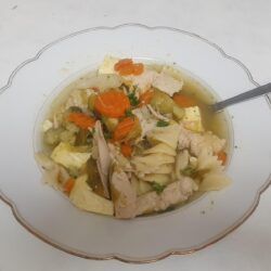 Hühnereintopf aus der Suppenküche