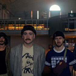 Ruby Tuesday | MAGIC MACHINE