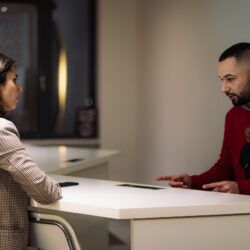 Ali Oukassi im Gespräch