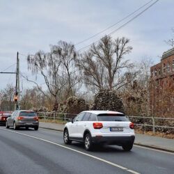 Fahrrad-Bedarfsampel an der Stichkanalbrücke