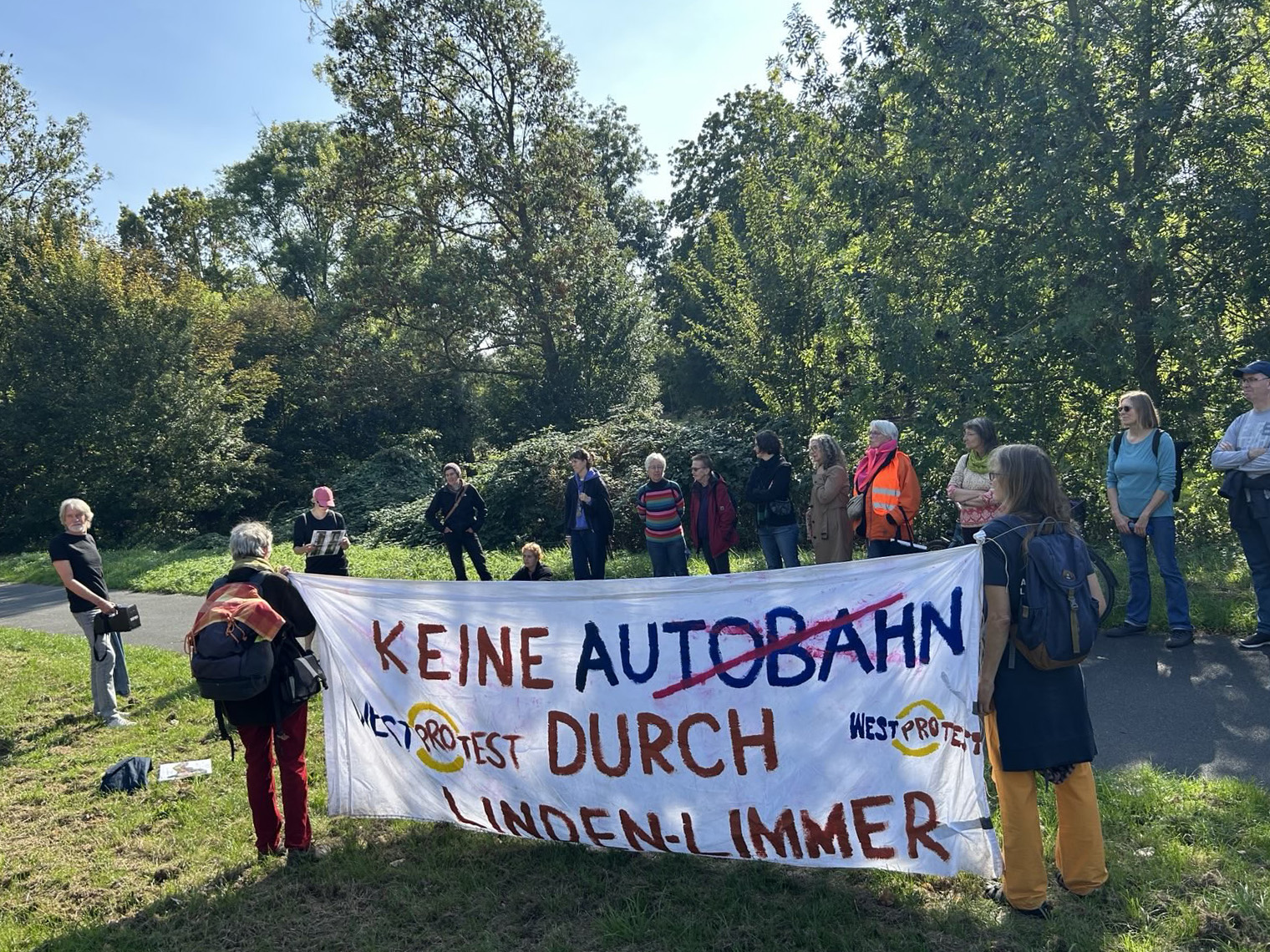 Infospaziergang gegen den Westschnellweg-Ausbau