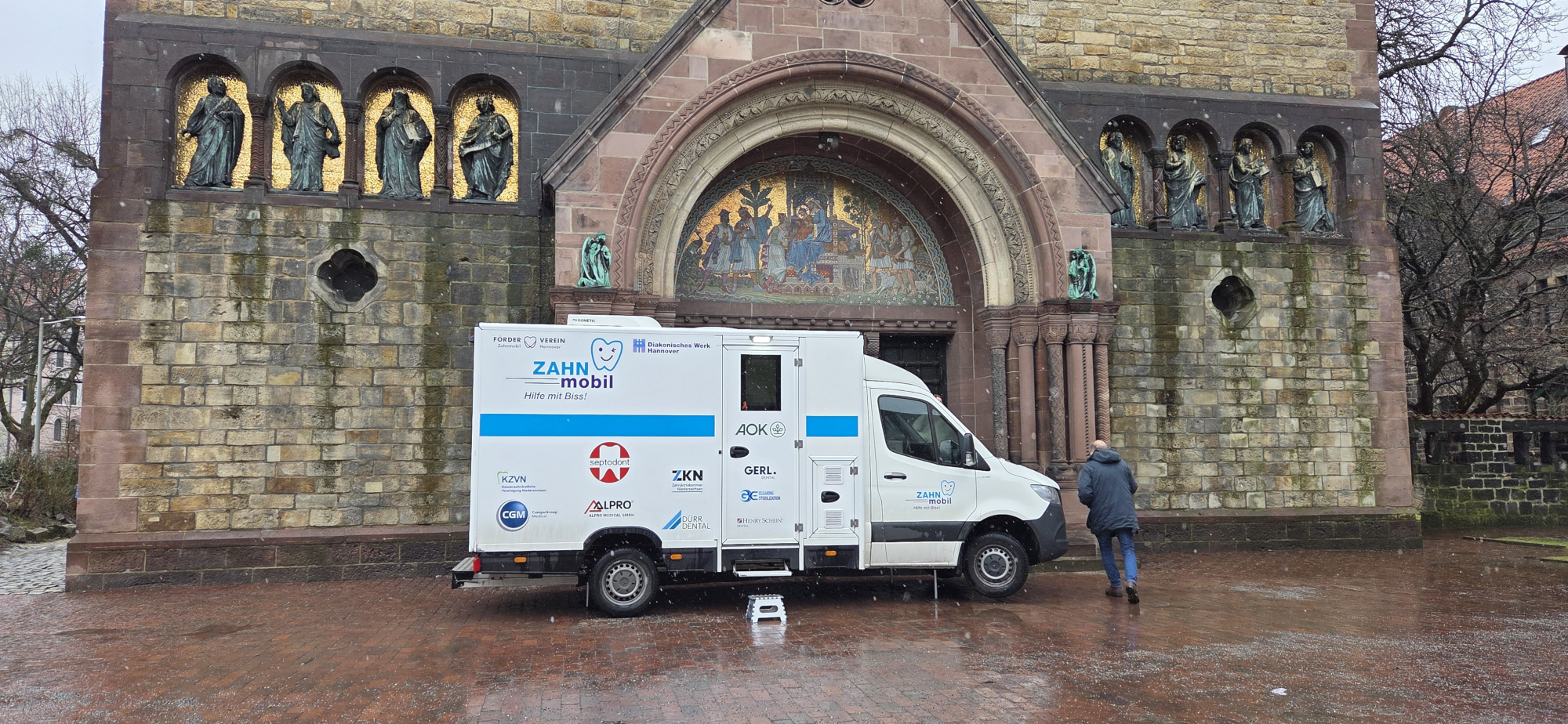 Zahnmobil - Hilfe mit Biss