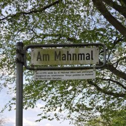 Das KZ-Mahnmal an der Petit-Couronne-Straße