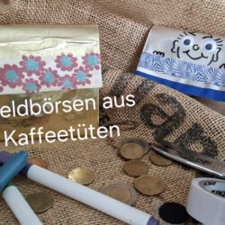 Upcycling-Werkstatt: Goldene Geldbörsen aus Kaffeetüten