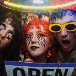 Ruby Tuesday | ZOOKRAUGHT