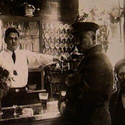 Freitags war Lohntütenball - historisches Foto