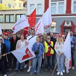 Hauptrednerin in Hannover war Claudia Tiedge, stellv. Vorsitzende der Gewerkschaft Nahrung-Genuss-Gaststätten