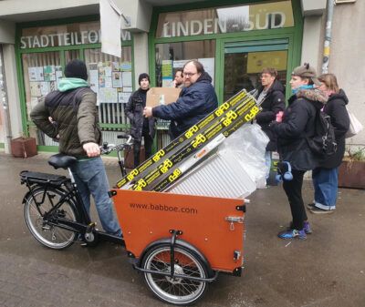 Auslieferung mobiler Rampen mit Lastenfahrrad