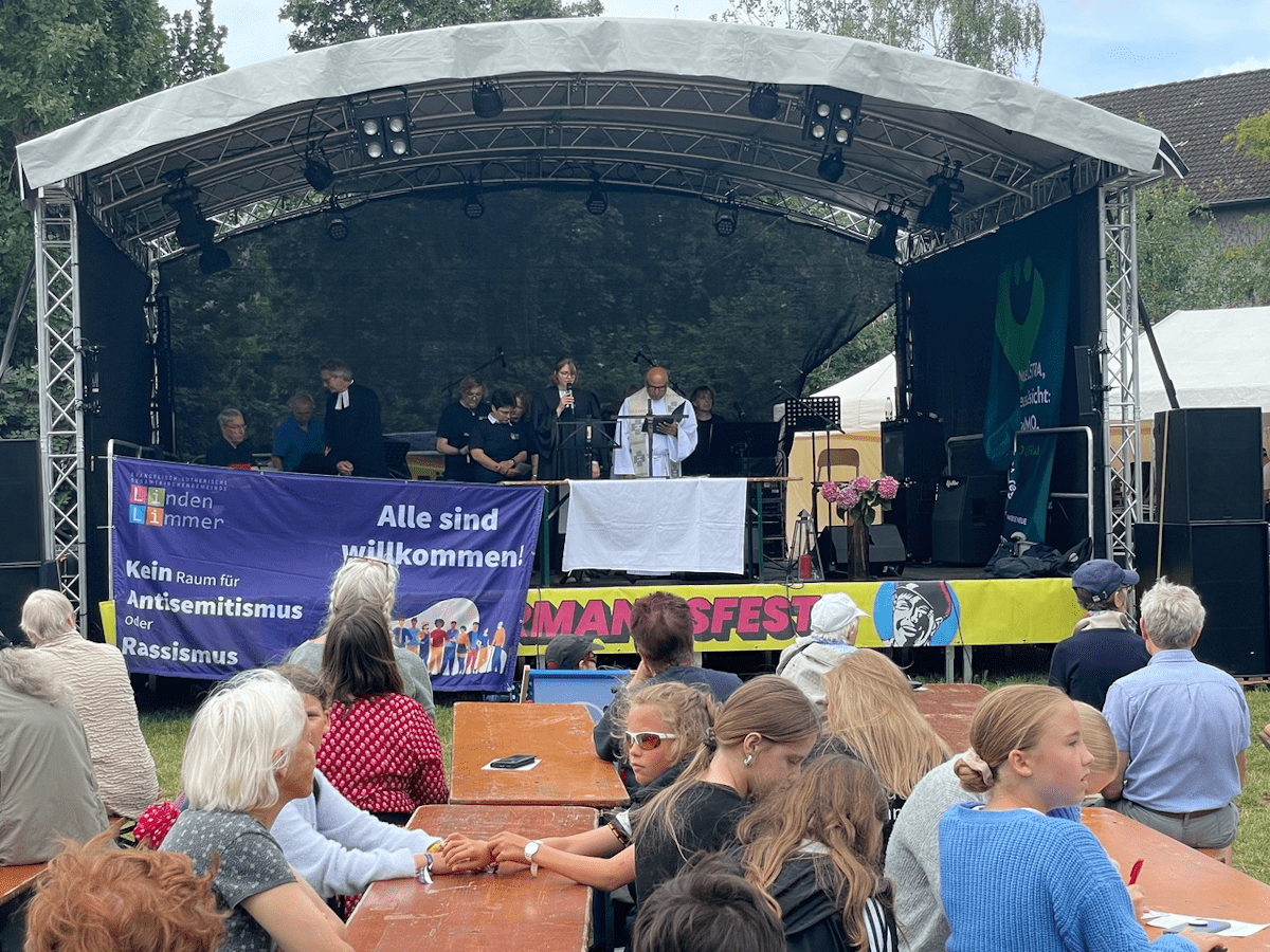 Kirche beim Fährmannsfest präsent