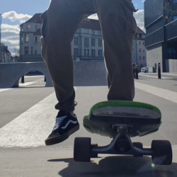 LONGBOARD - DANCE & FREESTYLE - Ein Workshop für Frauen*