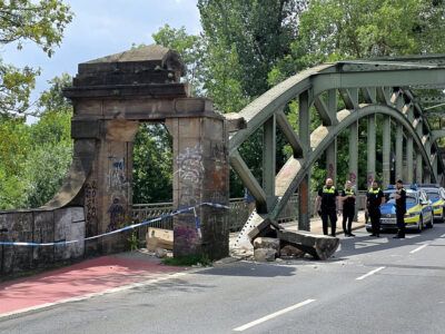 Beschädigter Brückenpfeiler Eichenbrink