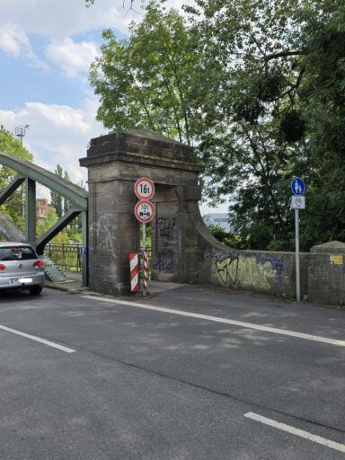 Gewichtsbeschränkung Brücke Eichenbrink