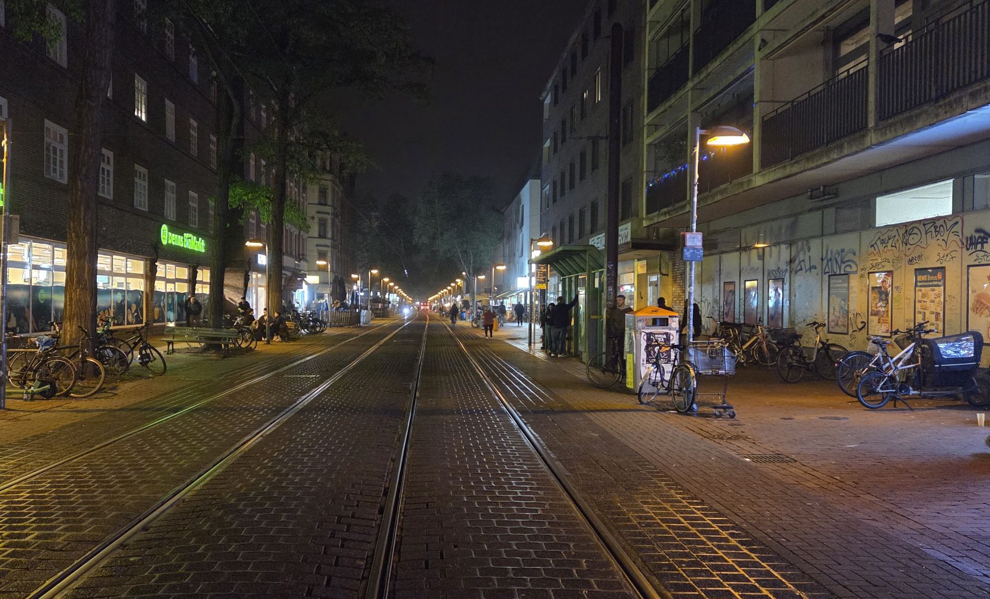 Limmerstraße abends