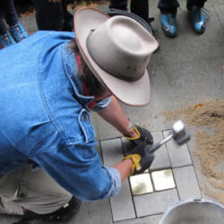 Verlegung Stolpersteine im Stadtbezirk Linden-Limmer