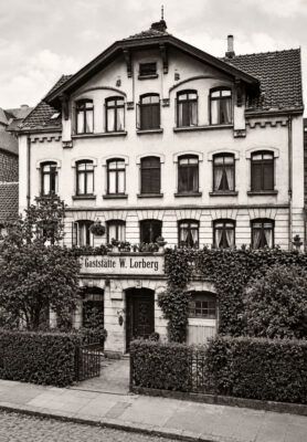 Fannystraße 2 mit Gaststätte Lorberg, 1971