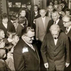 Ausstellung „Sehen und Säen“ zu Albert Schweitzer